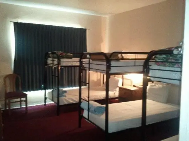 Collins Avenue Hostel Main image